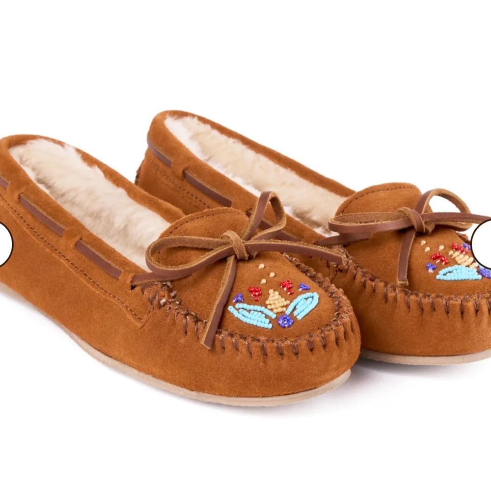 Minnetonka for FP Ayashe Moccasins - Picture 2 of 8